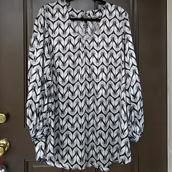 Melissa McCarthy Seven7 Tops - Seven 7 Melissa McCarthy Bird Print Tunic Size 1X
